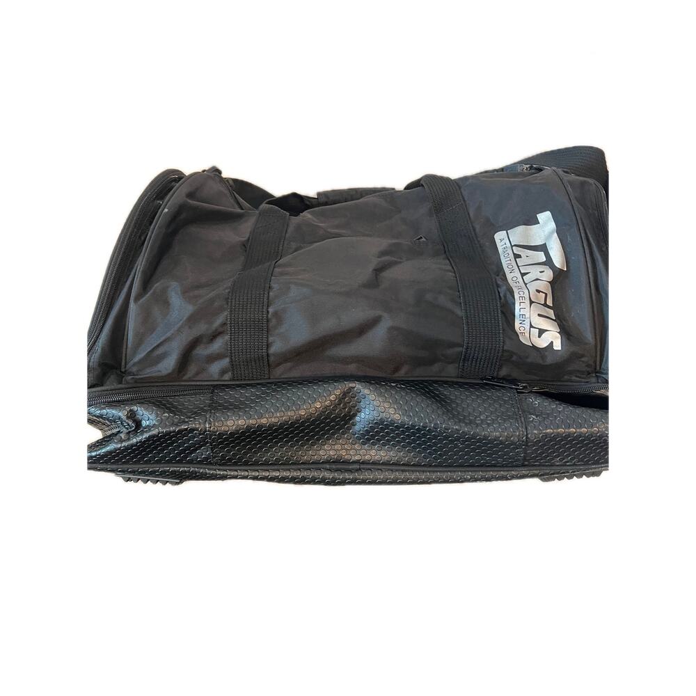 Targus XLarge Heavy Duty Duffle/Travel Bag 22x15x12